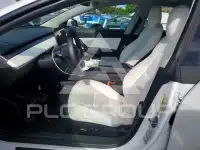 2021 Tesla Model 3 фото