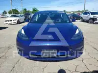 2021 Tesla Model 3 photo