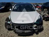 2021 Tesla Model 3 фото