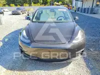 2021 Tesla Model 3 photo