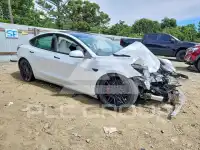 2021 Tesla Model 3 фото