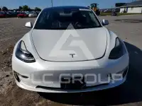 2021 Tesla Model 3 фото