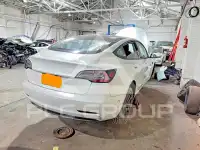2021 Tesla Model 3 фото