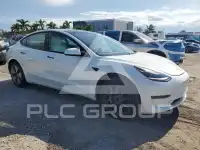 2021 Tesla Model 3 фото