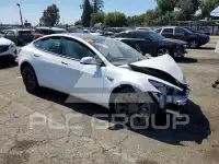 2021 Tesla Model 3 photo