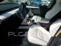 2021 Tesla Model 3 фото