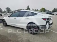 2021 Tesla Model 3 фото