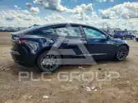 2021 Tesla Model 3 фото