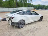 2021 Tesla Model 3 фото