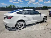 2021 Tesla Model 3 фото