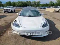 2021 Tesla Model 3 фото