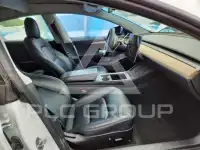 2021 Tesla Model 3 фото