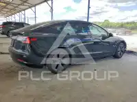 2021 Tesla Model 3 фото
