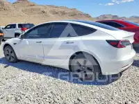 2021 Tesla Model 3 photo