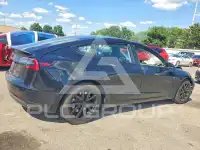 2021 Tesla Model 3 фото
