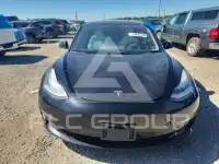 2021 Tesla Model 3 фото