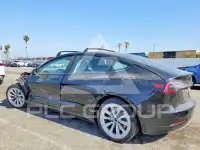 2021 Tesla Model 3 фото