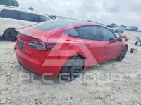 2021 Tesla Model 3 фото
