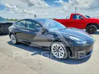 2021 Tesla Model 3 фото