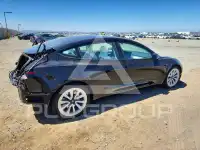 2021 Tesla Model 3 фото