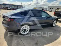2021 Tesla Model 3 photo