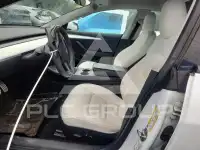 2021 Tesla Model 3 фото