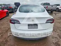 2021 Tesla Model 3 photo