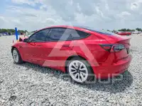 2021 Tesla Model 3 фото