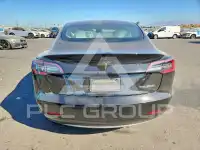 2021 Tesla Model 3 photo