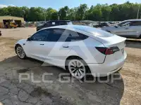 2021 Tesla Model 3 фото