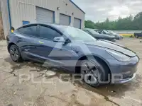 2021 Tesla Model 3 фото