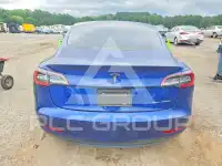 2021 Tesla Model 3 фото