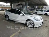 2021 Tesla Model 3 фото