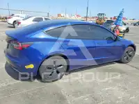 2021 Tesla Model 3 фото