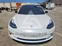 2021 Tesla Model 3 фото