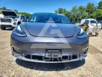 2021 Tesla Model 3 фото