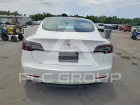 2021 Tesla Model 3 photo