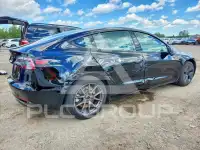 2021 Tesla Model 3 photo