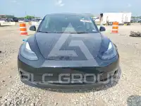 2021 Tesla Model 3 фото