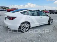 2021 Tesla Model 3 photo