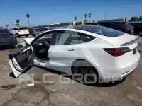 2021 Tesla Model 3 photo