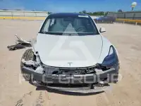 2021 Tesla Model 3 фото
