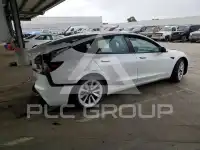 2021 Tesla Model 3 фото