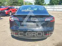2021 Tesla Model 3 фото