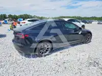 2021 Tesla Model 3 фото