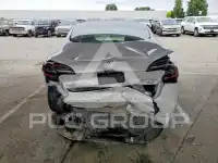 2021 Tesla Model 3 фото