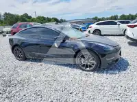 2021 Tesla Model 3 фото
