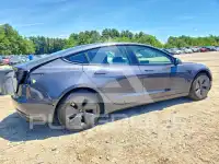 2021 Tesla Model 3 фото