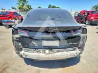 2021 Tesla Model 3 фото