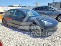 2021 Tesla Model 3 фото